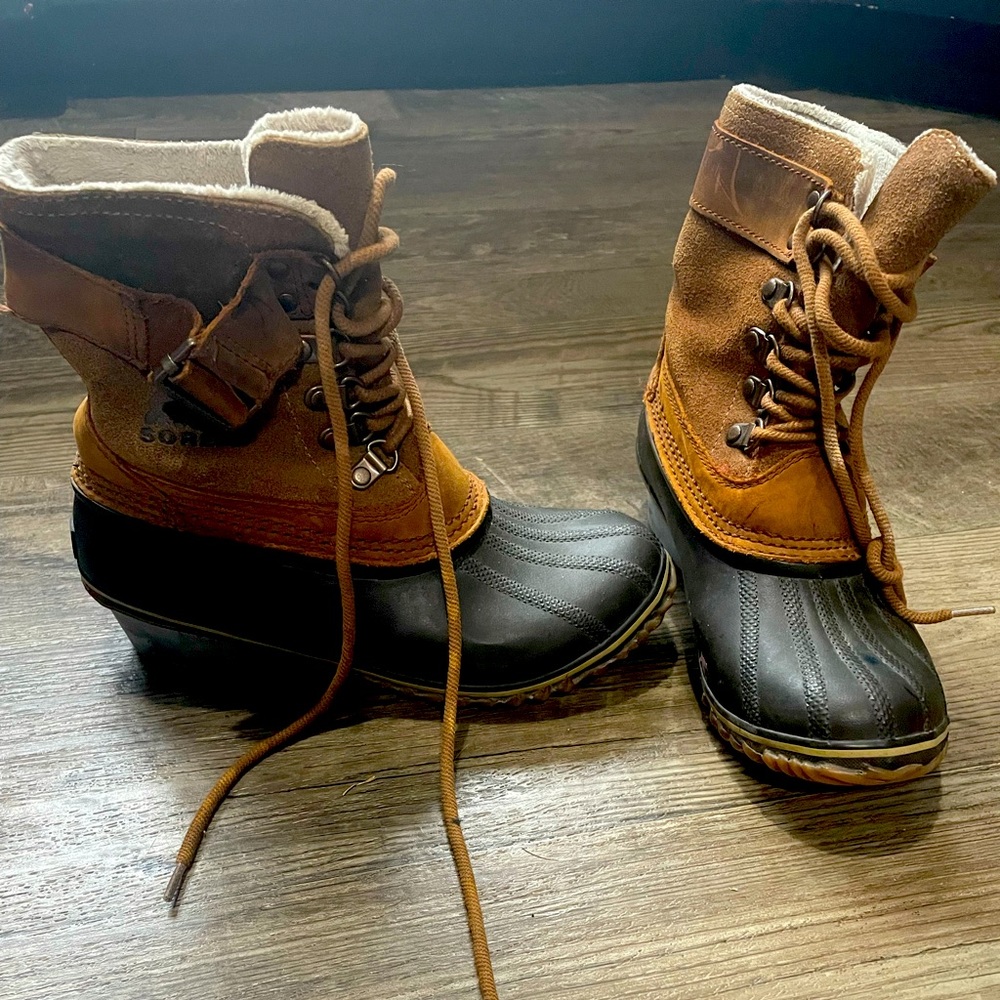 Size 6. Used